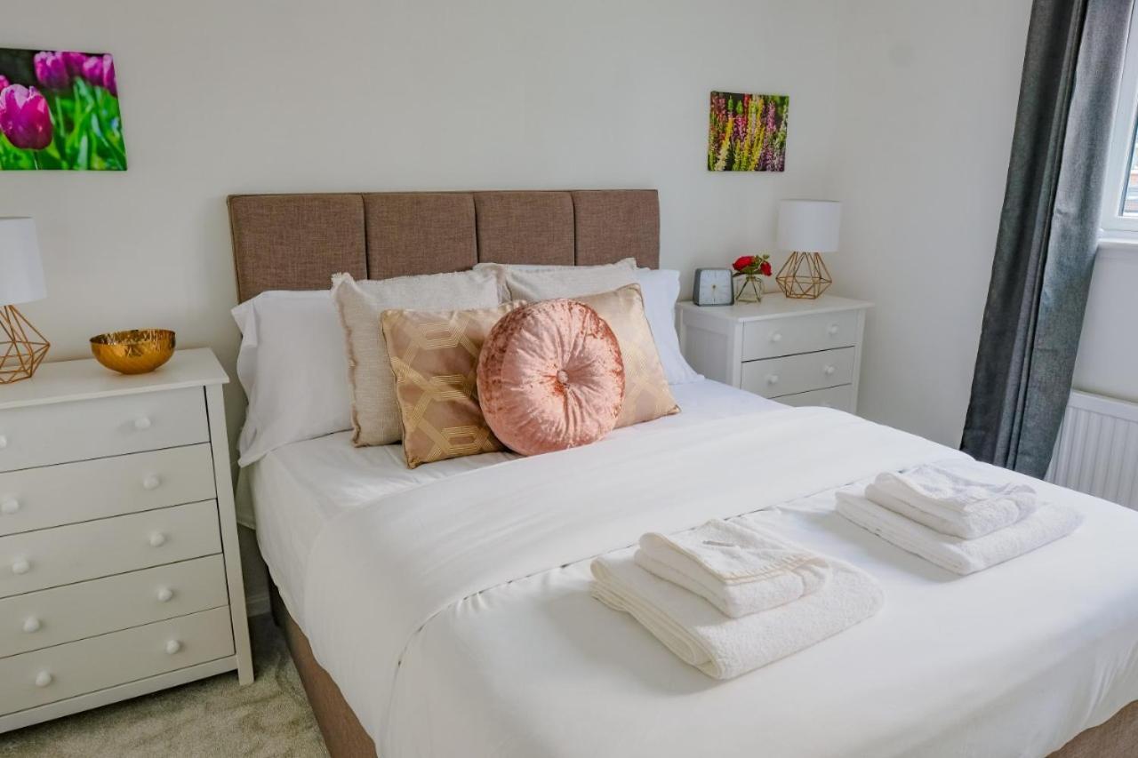 Modern & Artistic Design Humphreys Lodge - Sleep 6 CBG Dış mekan fotoğraf